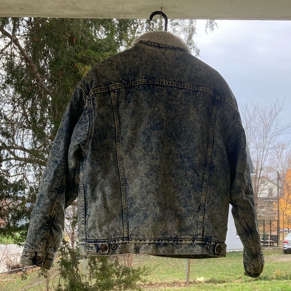 Vintage Levi’s Sherpa Trucker Jacket MADE IN USA - Picture 2 of 4